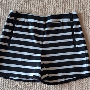 Anne Klein Black and White Bermuda Shorts Tailored Stripes